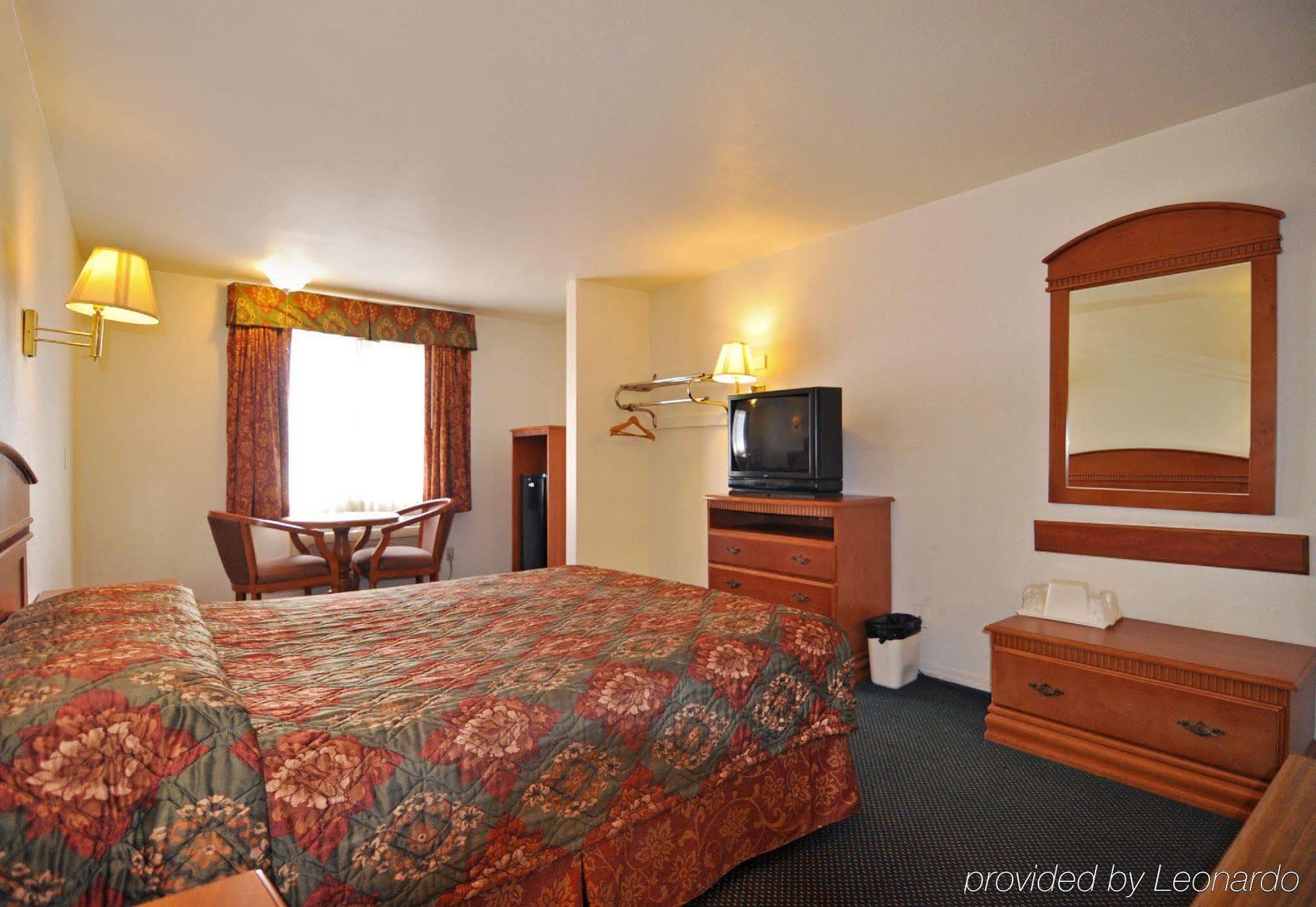 Orange Tustin Inn In Ориндж Стая снимка