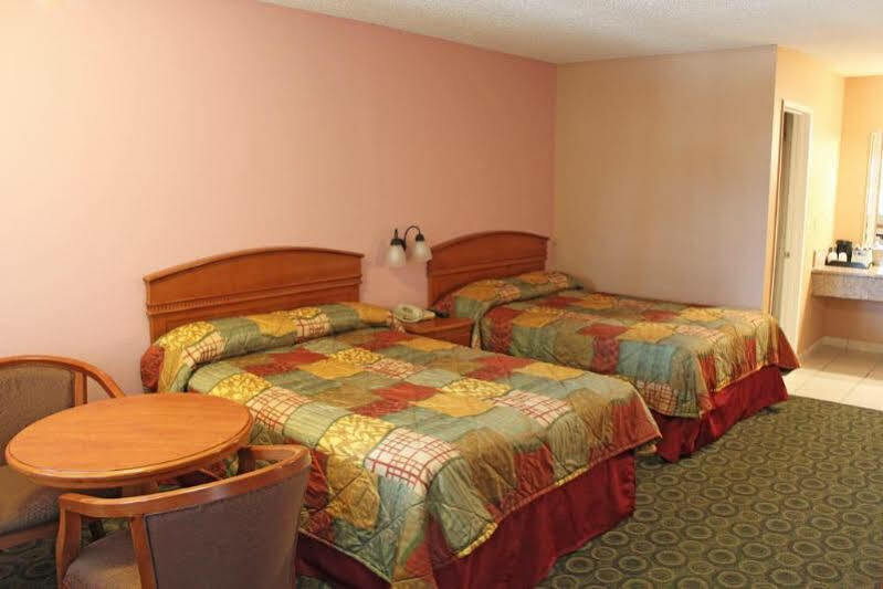 Orange Tustin Inn In Ориндж Екстериор снимка